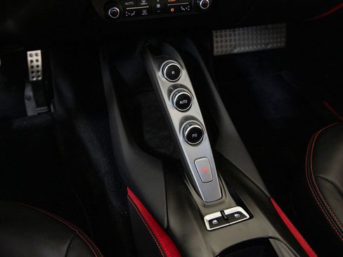 Certified 2018 Ferrari 812 Superfast RWD image 14