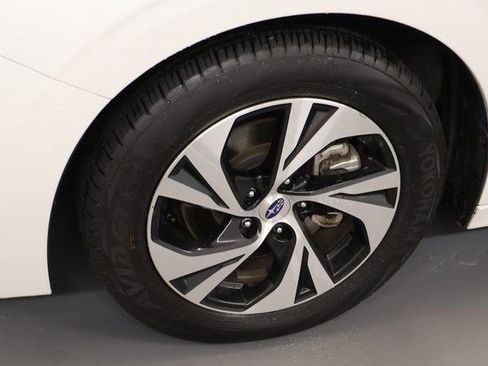 Used 2025 Subaru Legacy Premium image 7