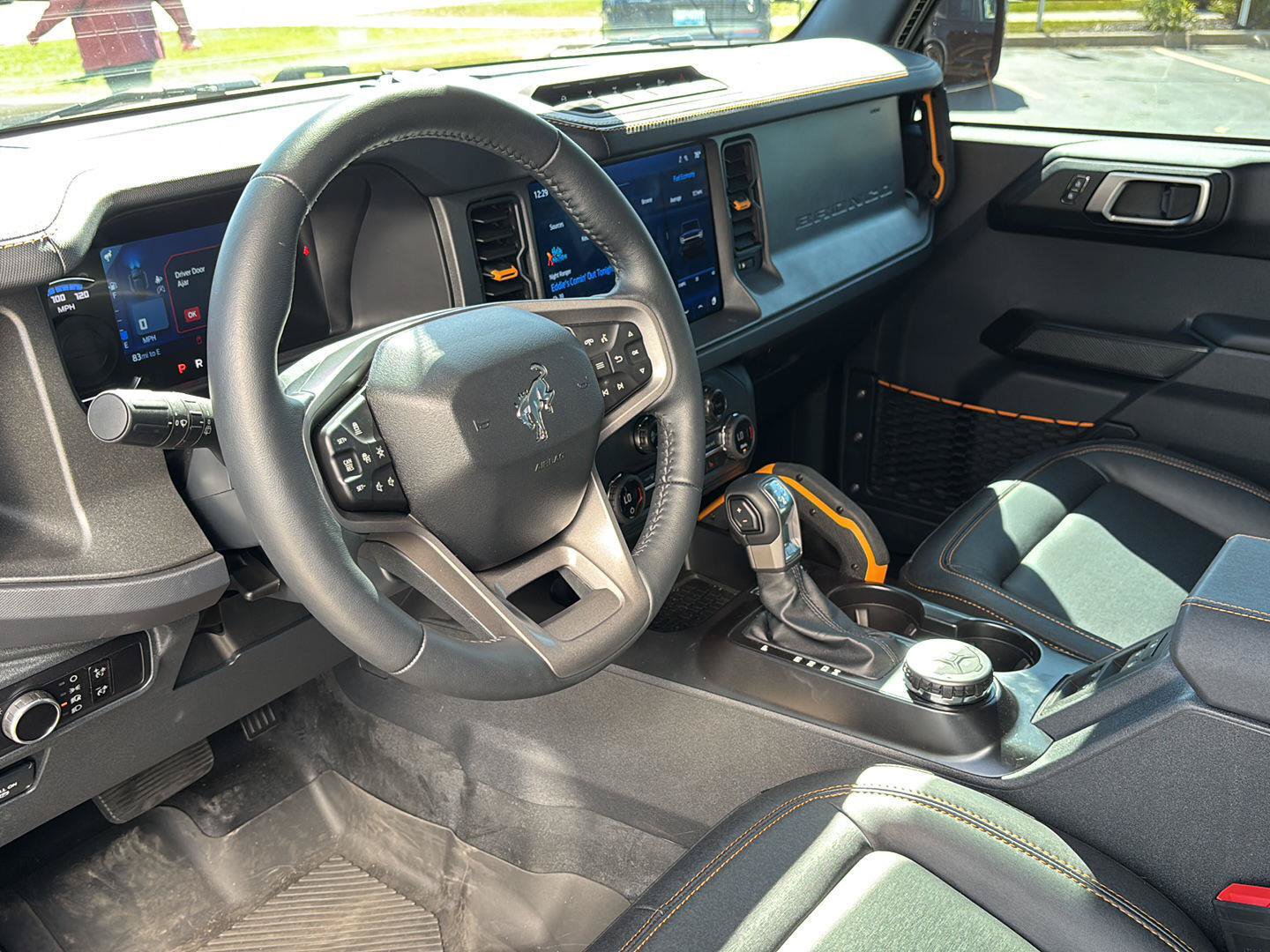 Used 2024 Ford Bronco Badlands AWD/4WD image 12