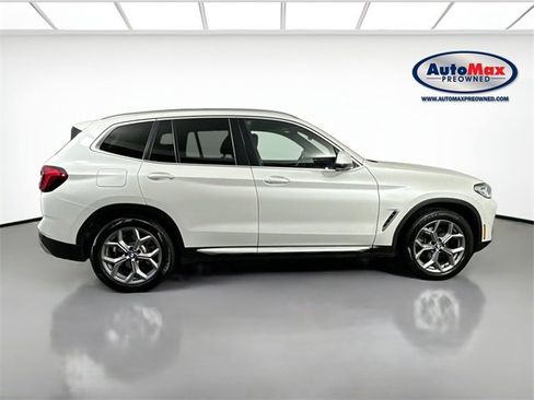 Used 2024 BMW X3 xDrive30i image 10