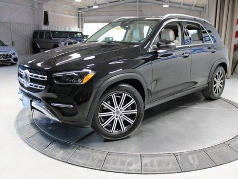 Used 2024 Mercedes-Benz GLE 450e 4MATIC w/ Warmth & Comfort Package image 5