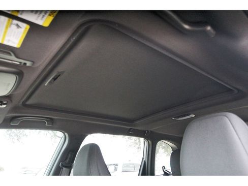 New 2026 Subaru Forester Premium AWD/4WD image 24