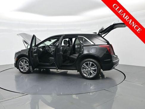 Used 2025 Cadillac XT5 Premium Luxury image 42