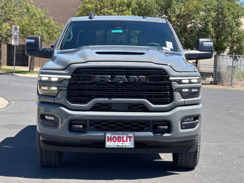 New 2026 RAM 2500 Laramie w/ Night Edition AWD/4WD image 8