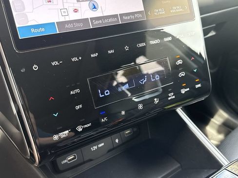 Used 2024 Hyundai Tucson Limited AWD/4WD image 19