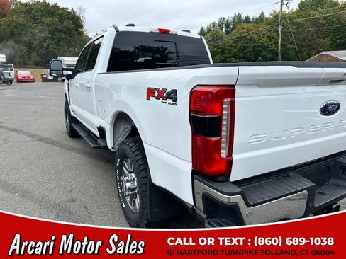 Used 2024 Ford F350 Lariat w/ FX4 Off-Road Package image 12