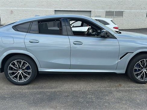Used 2024 BMW X6 M60i w/ Dynamic Handling Package image 3