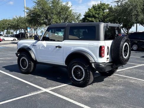 Used 2024 Ford Bronco Big Bend w/ Sasquatch Package AWD/4WD image 6