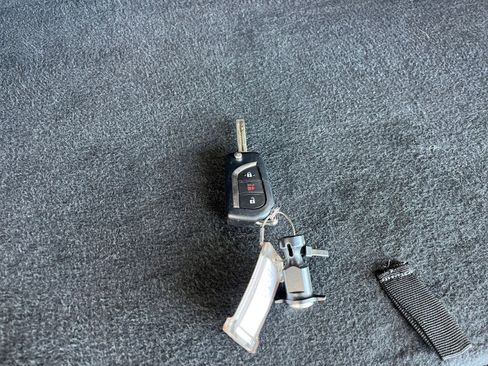 Used 2025 Toyota RAV4 LE image 22