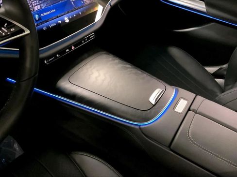 Used 2025 Mercedes-Benz E 450 4MATIC All-Terrain Wagon image 17