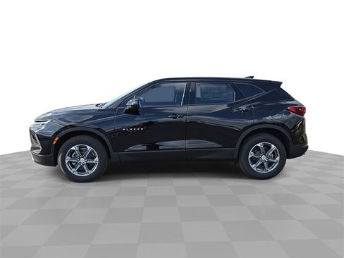 New 2025 Chevrolet Blazer LT w/ Driver Confidence Package image 5