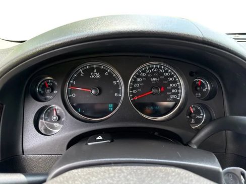 Used 2013 GMC Yukon Denali AWD/4WD image 16
