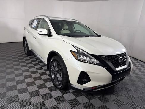 Used 2021 Nissan Murano Platinum w/ Cargo Package FWD image 10