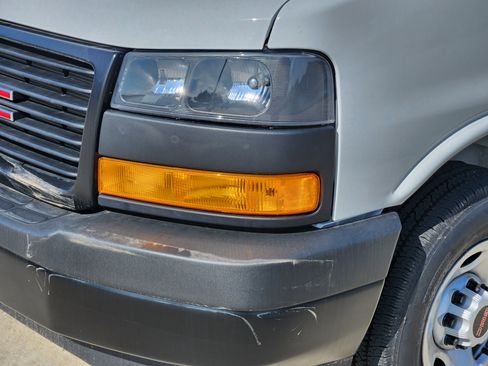 New 2025 GMC Savana 2500 Extended w/ Driver Convenience Package image 6