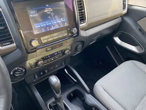 Certified 2024 Nissan Frontier SV w/ Technology Package image 30