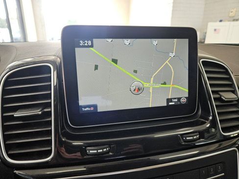 Used 2017 Mercedes-Benz GLS 450 4MATIC image 26