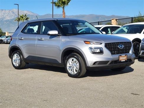 New 2026 Hyundai Venue SE image 25