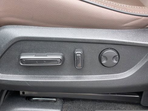 Used 2023 Honda Pilot Elite image 20