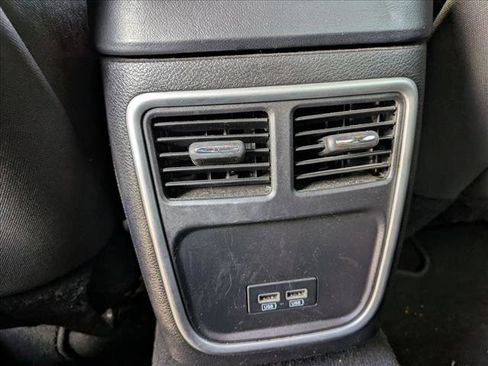 Used 2023 Dodge Charger SXT RWD image 16
