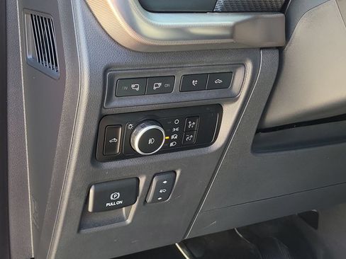 Used 2023 Ford F150 Raptor w/ Raptor Carbon Fiber Package AWD/4WD image 18