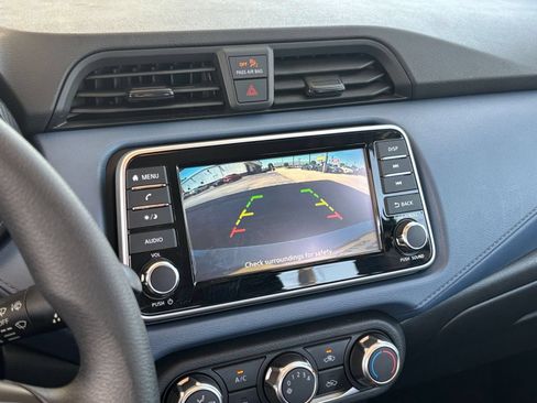 Used 2025 Nissan Versa SV FWD image 22