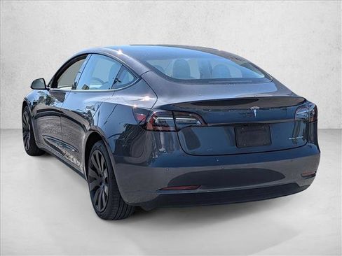 Used 2022 Tesla Model 3 Long Range AWD/4WD image 4