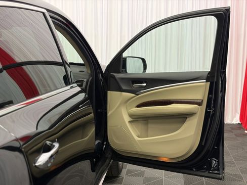 Used 2019 Acura MDX SH-AWD image 16