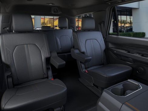 New 2024 Ford Expedition Platinum image 11