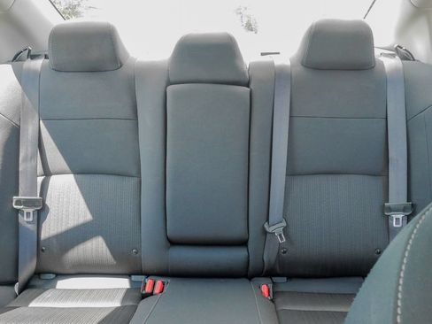 Used 2025 Nissan Altima 2.5 SV FWD image 29