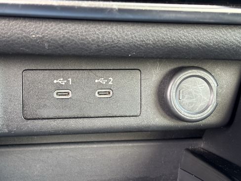 Used 2024 Nissan Rogue S FWD image 21