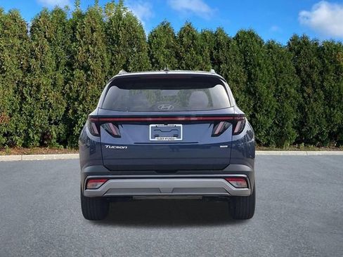 Certified 2025 Hyundai Tucson SEL AWD/4WD image 5