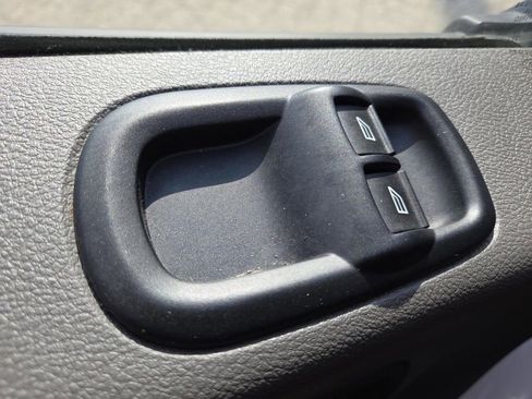 Used 2024 Ford Transit 350 XLT image 27