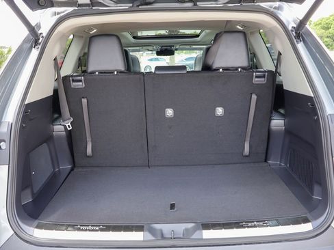 Used 2026 Toyota Grand Highlander AWD image 29