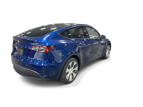 Certified 2023 Tesla Model Y Long Range AWD/4WD image 6