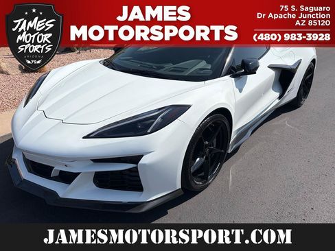 Used 2025 Chevrolet Corvette E-Ray AWD/4WD image 1