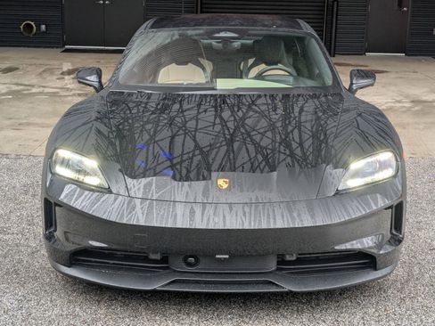 New 2026 Porsche Taycan 4S image 6