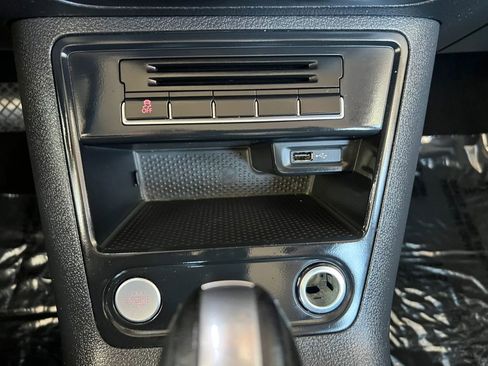 Used 2016 Volkswagen Tiguan S FWD image 18