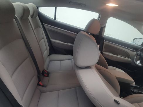 Used 2019 Hyundai Elantra Value Edition FWD image 19