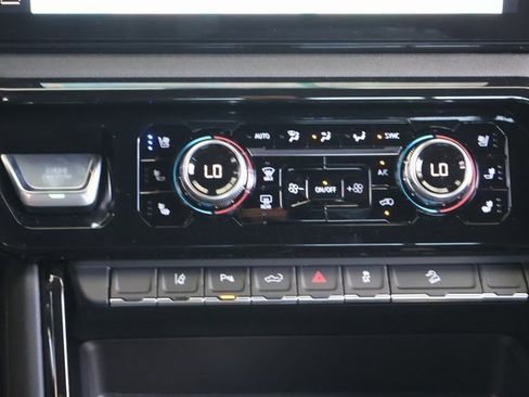 New 2026 GMC Sierra 2500 AT4 w/ AT4 Premium Plus Package image 19