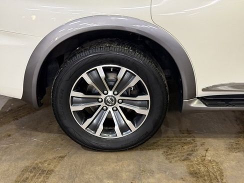 Used 2017 Nissan Armada SL w/ Technology Package image 6