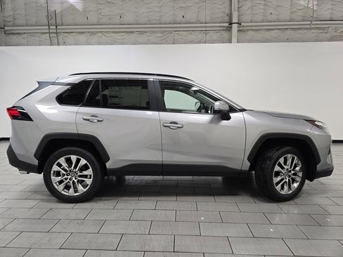 New 2025 Toyota RAV4 XLE Premium image 18