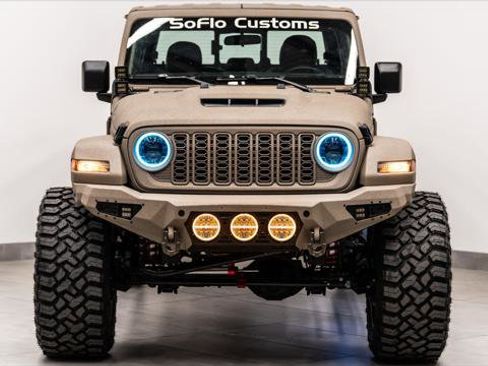 Used 2026 Jeep Gladiator Sport AWD/4WD image 4