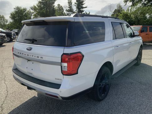Used 2024 Ford Expedition Max XLT AWD/4WD image 15