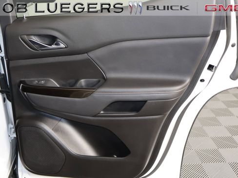 Certified 2023 GMC Acadia AT4 w/ Technology Package image 15