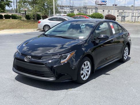 New 2026 Toyota Corolla LE FWD image 1