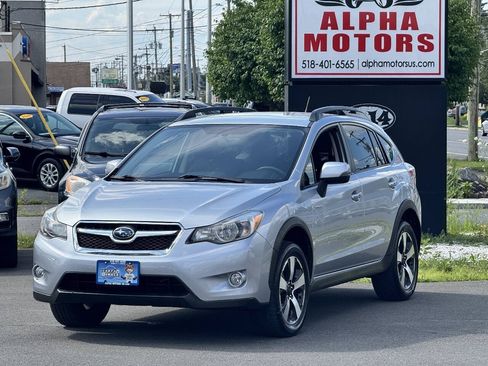 Used 2014 Subaru Crosstrek 2.0i Premium AWD/4WD image 3