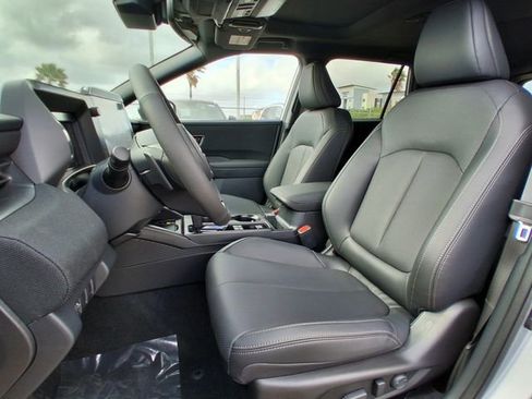 New 2026 Subaru Outback Limited AWD/4WD image 14