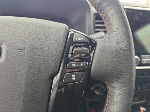 Used 2023 Nissan Frontier PRO-4X w/ Pro-4X Premium Package image 17