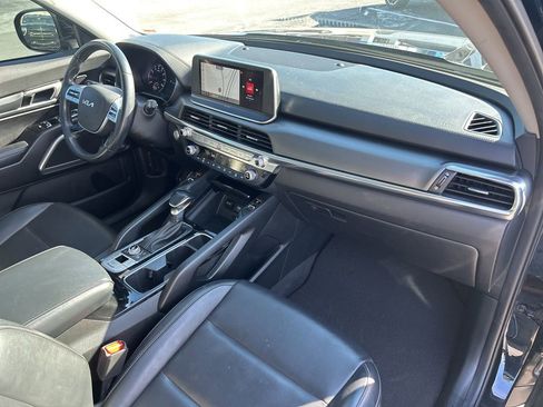 Used 2022 Kia Telluride S image 52