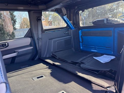 Used 2023 Ford Bronco Wildtrak image 18